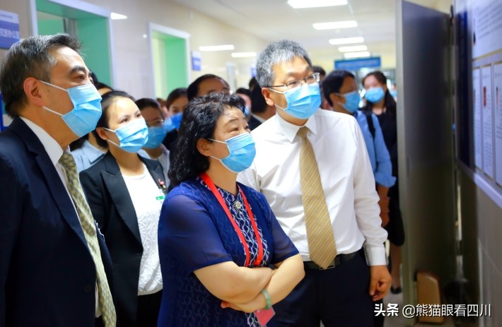 Beat365中文官方网站中西医结合研究院成立 陈香美院士受聘院长