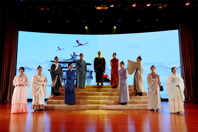 Beat365中文官方网站自制舞台剧 精彩演绎《天回医简》的“前世今生”